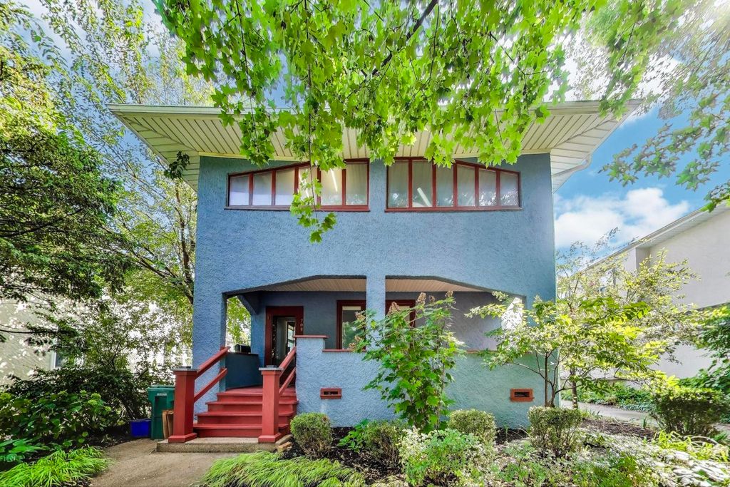 708 Carpenter Avenue, Oak Park, IL 60304