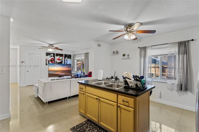 45 NE 186th Ter, Miami, FL 33179