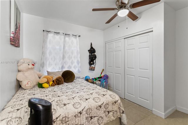 45 NE 186th Ter, Miami, FL 33179