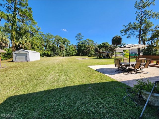 820 3rd ST SW, Naples, FL 34117