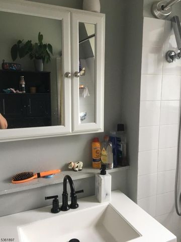 324 Rock Ave, Piscataway Twp., NJ 08854