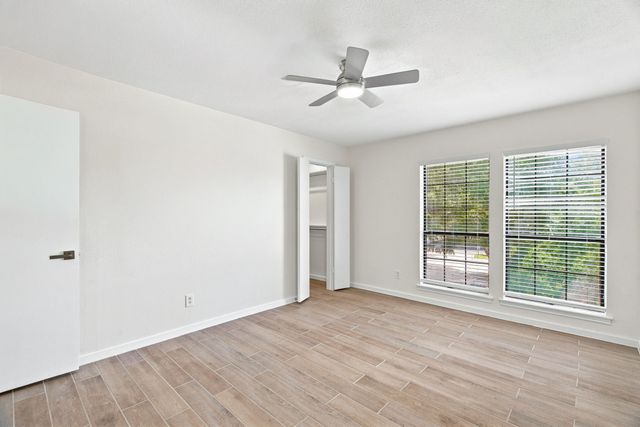 15151 Berry Trail 910, Dallas, TX 75248
