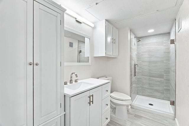 15151 Berry Trail 910, Dallas, TX 75248