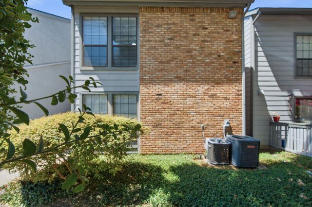 15151 Berry Trail 910, Dallas, TX 75248