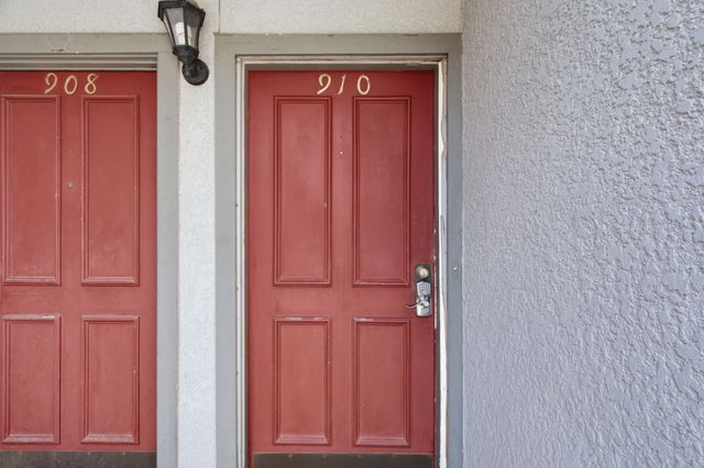 15151 Berry Trail 910, Dallas, TX 75248