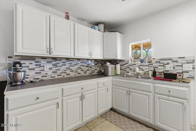 6602 N 53RD Avenue, Glendale, AZ 85301