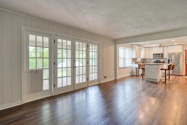 311 Crews Drive, Spartanburg, SC 29307