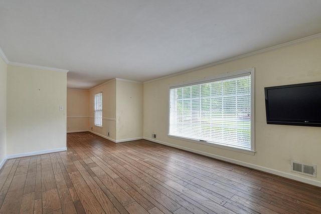 311 Crews Drive, Spartanburg, SC 29307