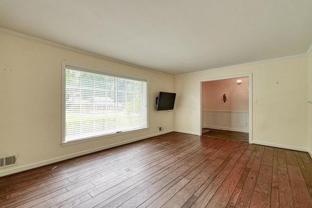 311 Crews Drive, Spartanburg, SC 29307