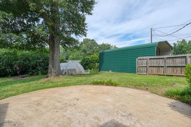311 Crews Drive, Spartanburg, SC 29307