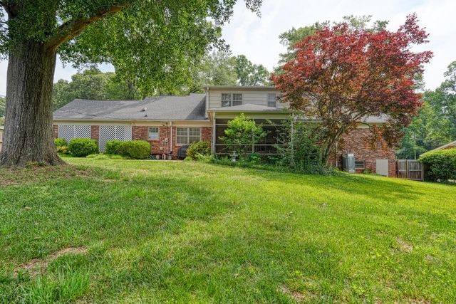 311 Crews Drive, Spartanburg, SC 29307