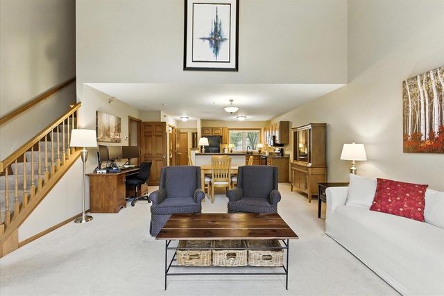 2975 N River Birch DRIVE #C, Brookfield, WI 53045