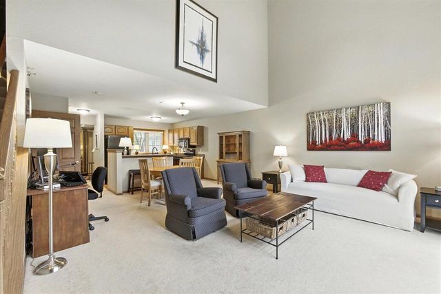 2975 N River Birch DRIVE #C, Brookfield, WI 53045