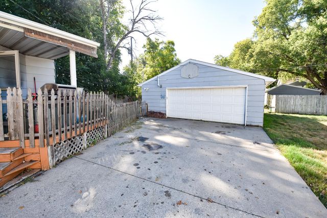 1630 11 Avenue S, Fargo, ND 58103