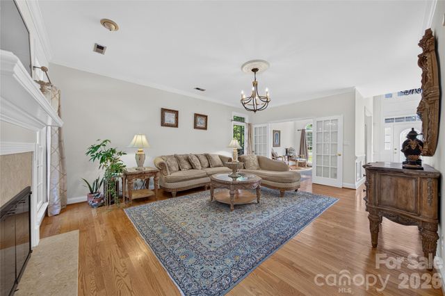 12135 Darby Chase Drive, Charlotte, NC 28277