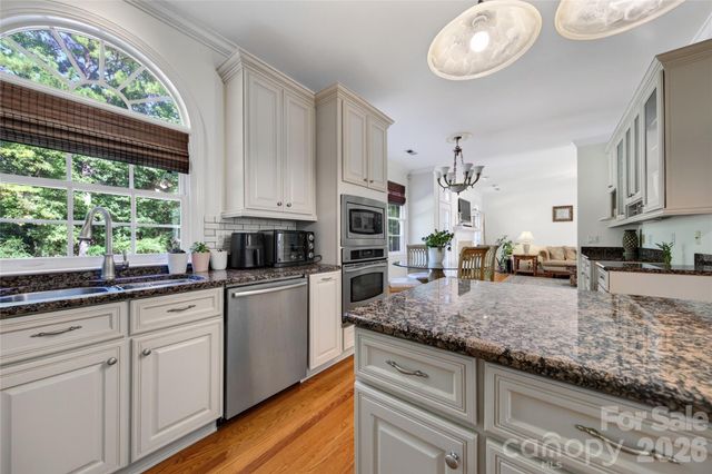 12135 Darby Chase Drive, Charlotte, NC 28277