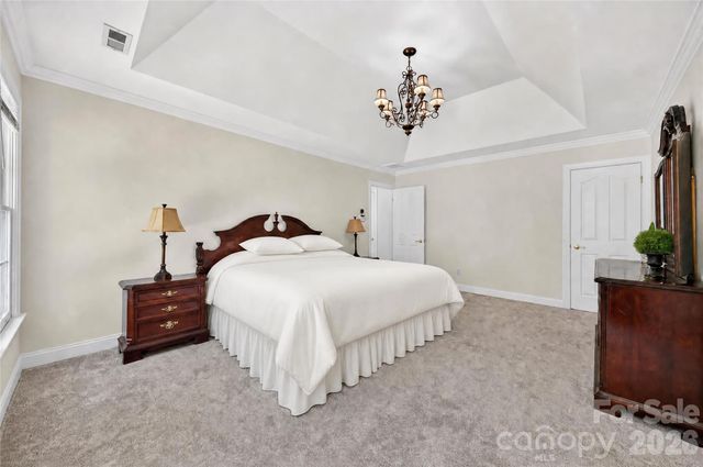 12135 Darby Chase Drive, Charlotte, NC 28277