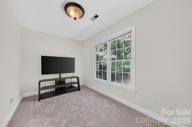 12135 Darby Chase Drive, Charlotte, NC 28277