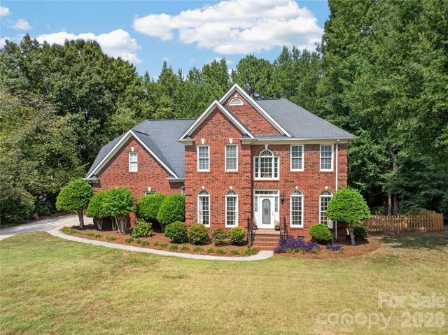 12135 Darby Chase Drive, Charlotte, NC 28277