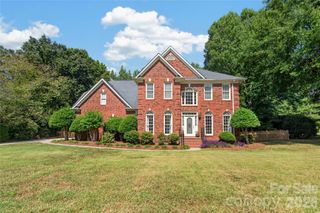 12135 Darby Chase Drive, Charlotte, NC 28277