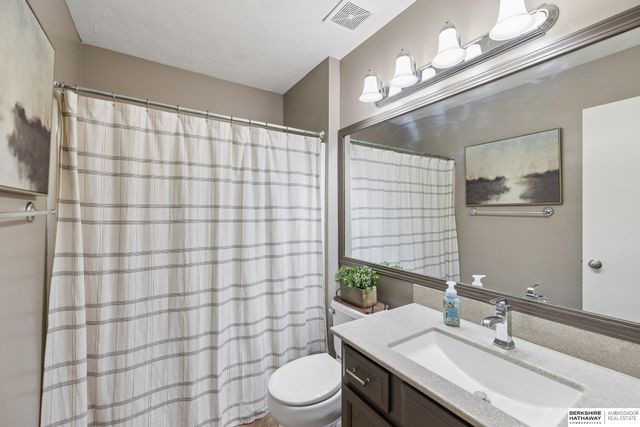 1621 SW 36 Street, Lincoln, NE 68522