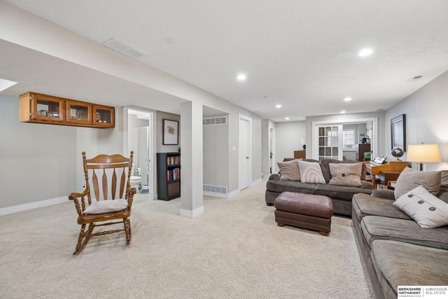 1621 SW 36 Street, Lincoln, NE 68522