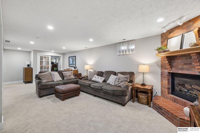 1621 SW 36 Street, Lincoln, NE 68522