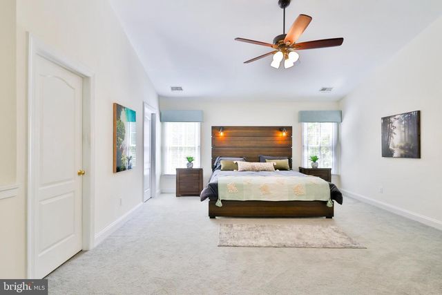12011 BENNETT FARMS, Oak Hill, VA 20171