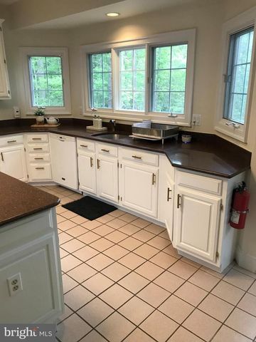 12011 BENNETT FARMS, Oak Hill, VA 20171