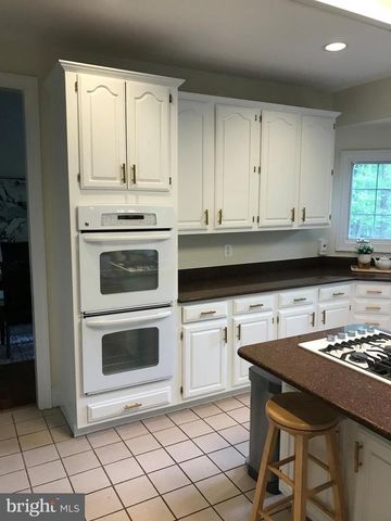 12011 BENNETT FARMS, Oak Hill, VA 20171