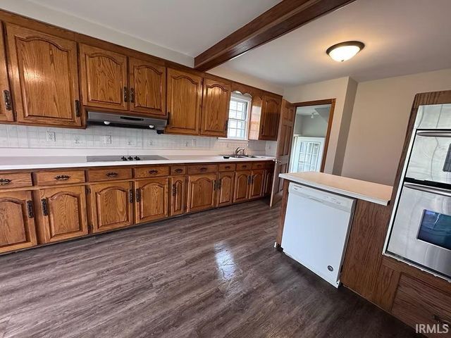 2704 S Macedonia Avenue, Muncie, IN 47302