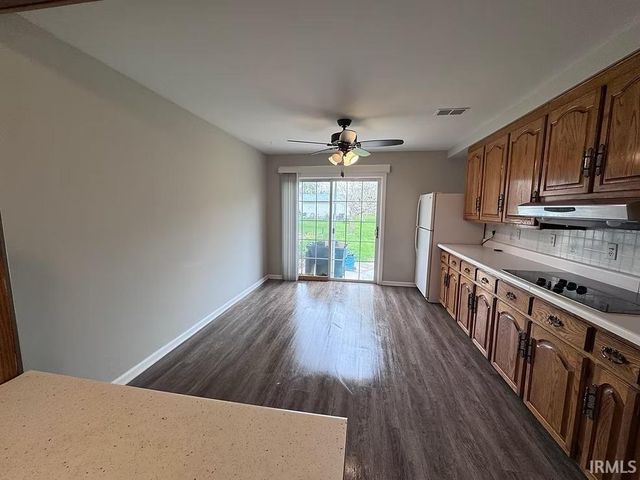 2704 S Macedonia Avenue, Muncie, IN 47302