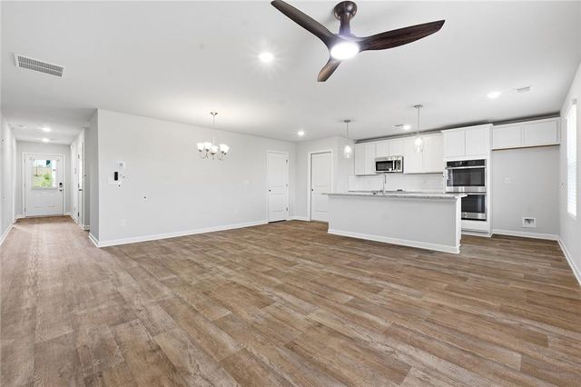 717 Lipizzan Trace, Hogansville, GA 30230