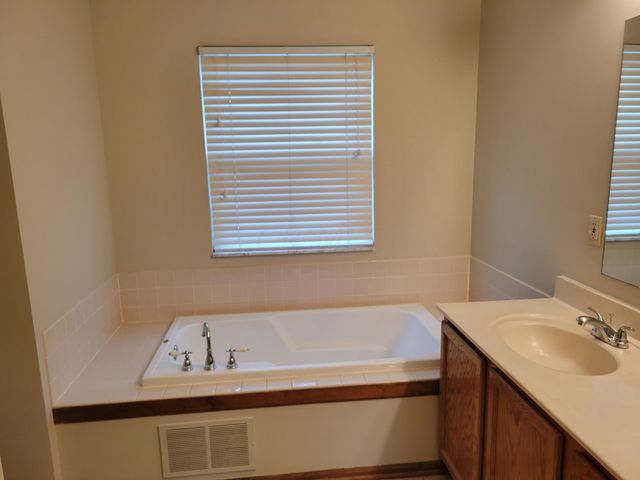 2843 Minuteman Court, Powell, OH 43065
