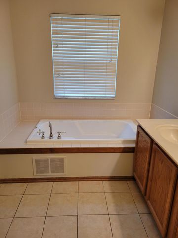 2843 Minuteman Court, Powell, OH 43065