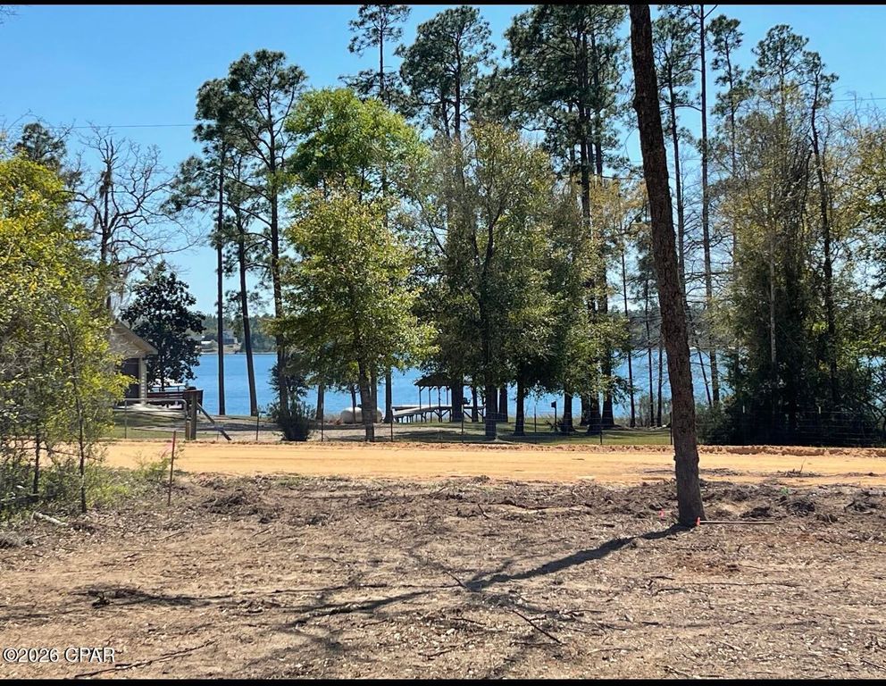 TBD Silver Lake N, Marianna, FL 32448