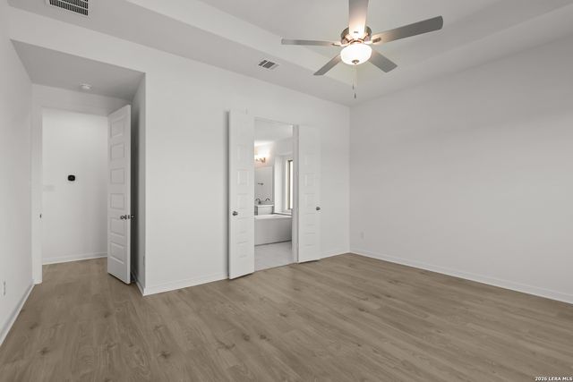 540 Paramus Park, Cibolo, TX 78108