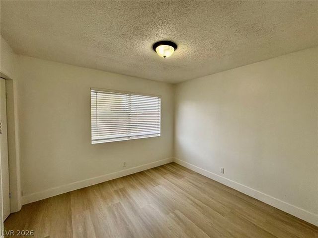 6508 EVERGREEN Avenue, Las Vegas, NV 89107