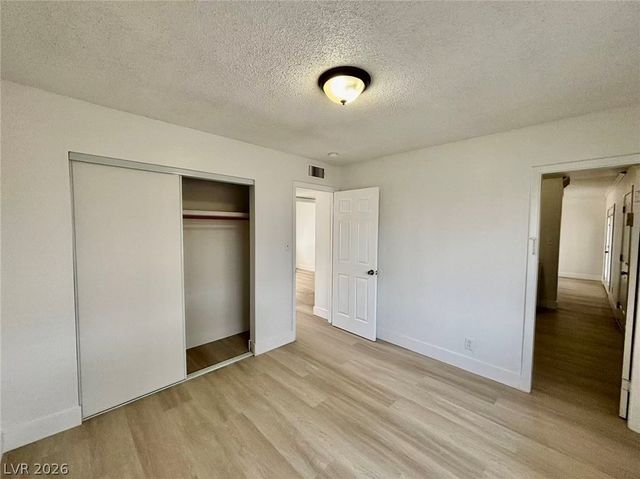 6508 EVERGREEN Avenue, Las Vegas, NV 89107