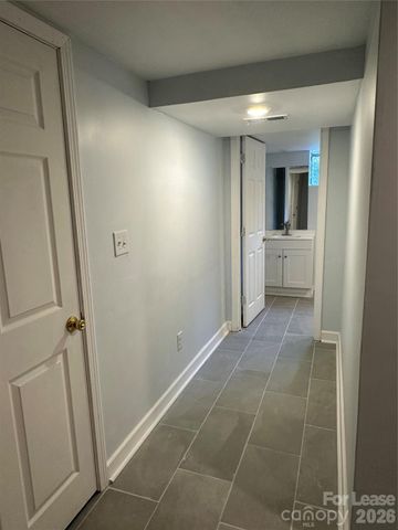 2805 Belmeade Drive, Charlotte, NC 28214