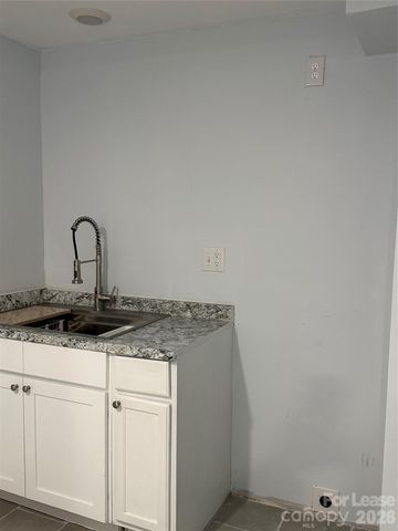 2805 Belmeade Drive, Charlotte, NC 28214