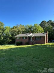 2805 Belmeade Drive, Charlotte, NC 28214
