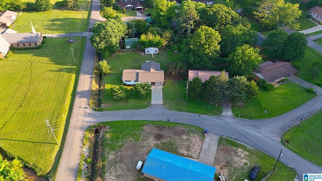 4 CARRIAGE ROAD, Anniston, AL 36206