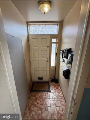 2246 S 15TH ST, Philadelphia, PA 19145