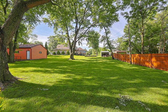 1400 Marion Street, Schaumburg, IL 60193