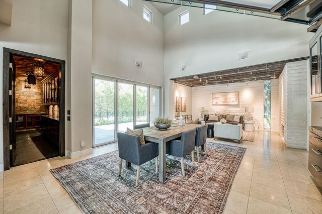 6490 N Sequoia Drive, Fresno, CA 93711