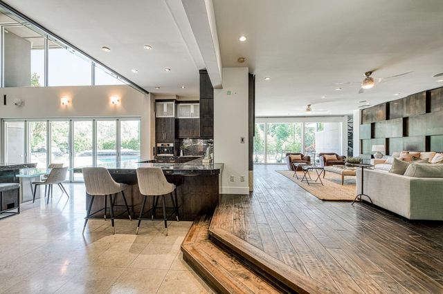 6490 N Sequoia Drive, Fresno, CA 93711