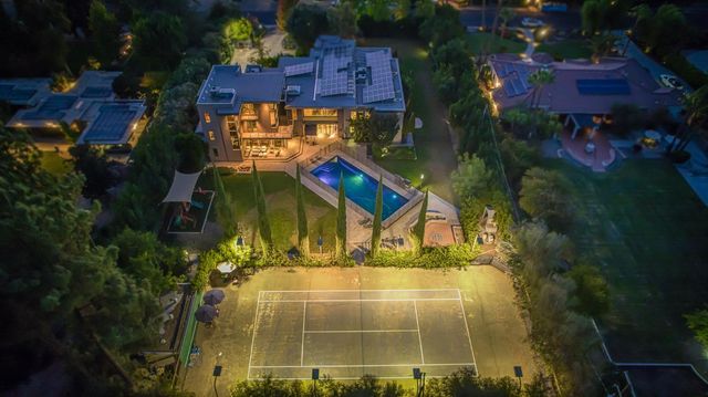 6490 N Sequoia Drive, Fresno, CA 93711