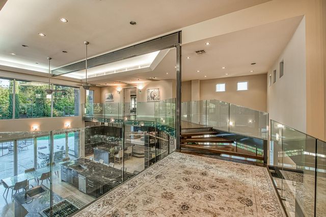 6490 N Sequoia Drive, Fresno, CA 93711