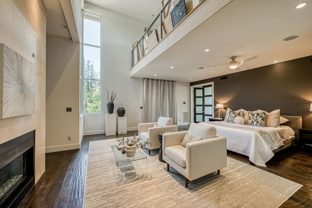 6490 N Sequoia Drive, Fresno, CA 93711
